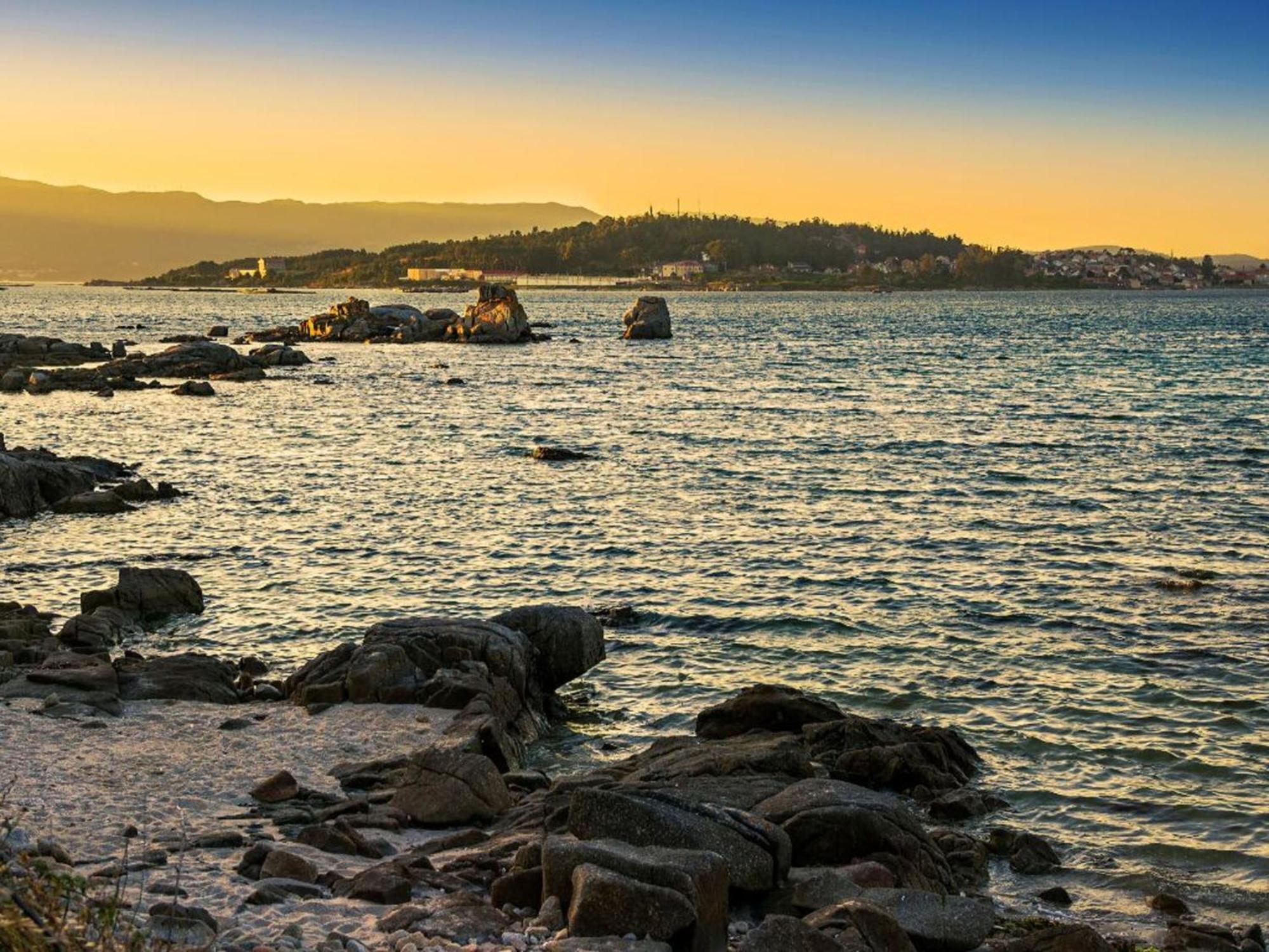 Apartamentos Illa De Arousa Centro 3000 المظهر الخارجي الصورة
